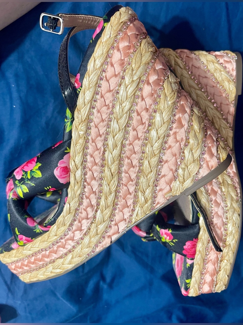 Betsey Johnson NWOT Black and Pink Satin Floral Ribbon and Rhinestone Wedges